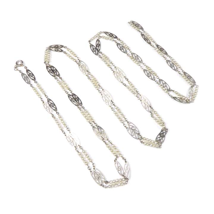 Early 20th century platinum oval link and seed pearl chain necklace